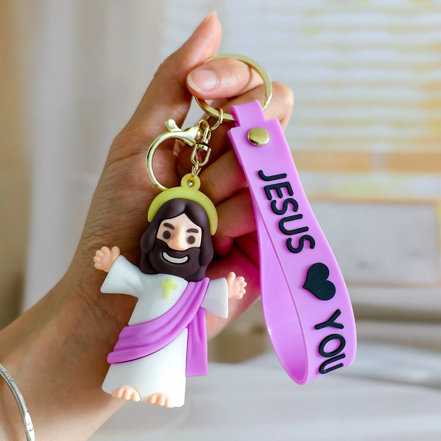 3D Jesus Figurine Keychain – Christian Faith Gift Accessory