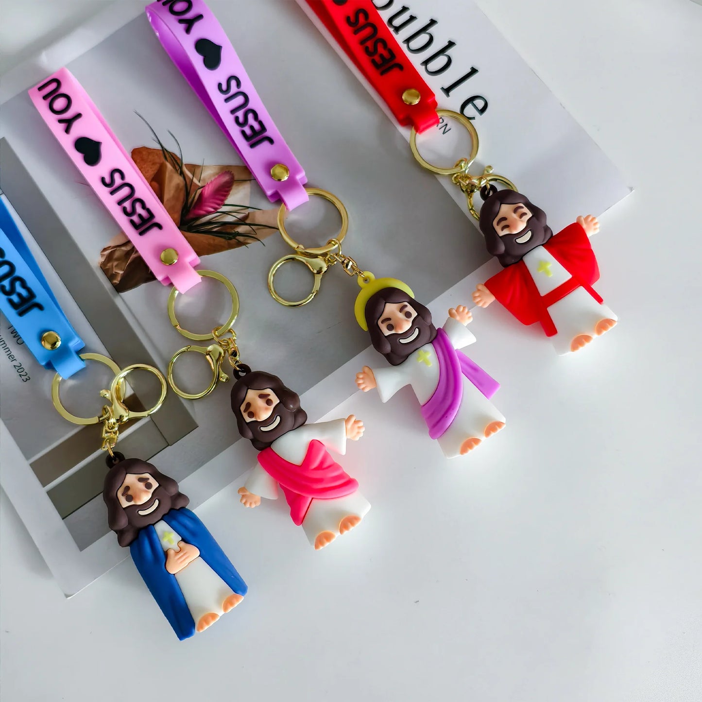 3D Jesus Figurine Keychain – Christian Faith Gift Accessory