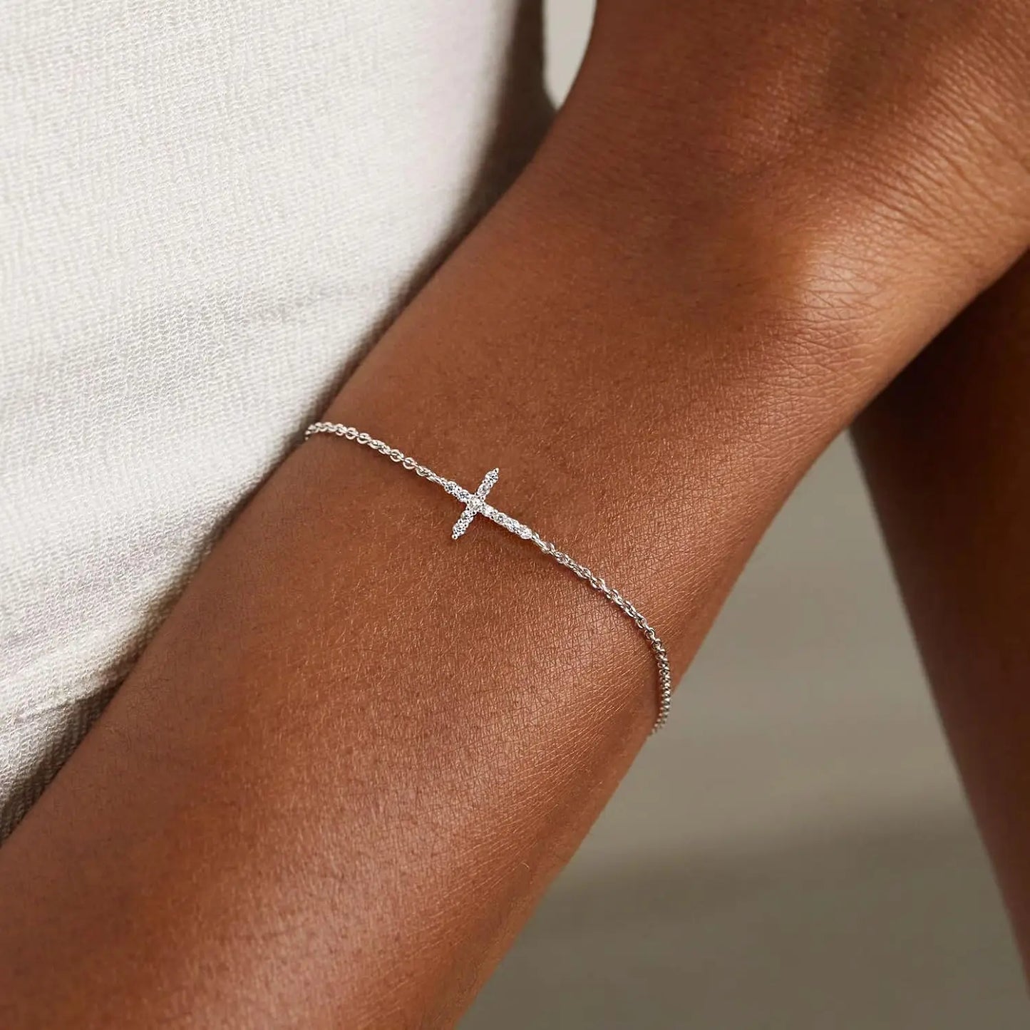 Dainty Cross Chain Bracelet – Sterling Silver & 18K Gold Plated